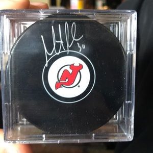 Martin Brodeur Autographe Hockey Puck W Cert